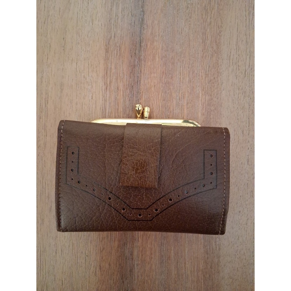 Vintage Princess Gardner Kiss Lock Leather French Wallet Fold Over Coin Hold